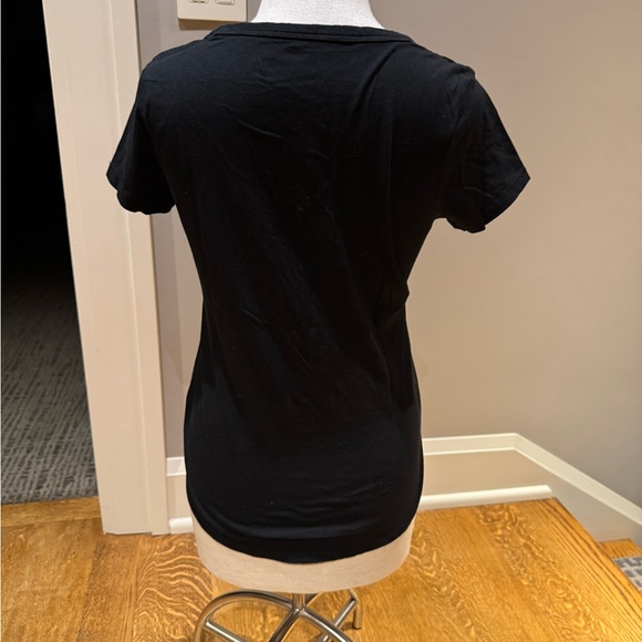 GAP Vintage Wash V-Neck Tee Black XS Pocket T-Shirt - Picture 4 of 8